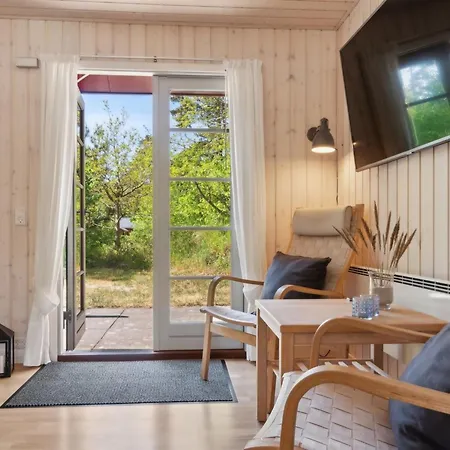 Nis - 200m From The Sea By Interhome Feriehus